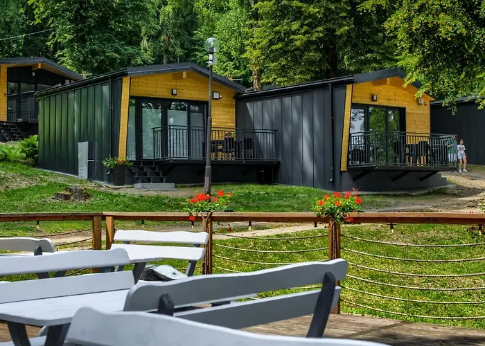 Enklawa * Mikołajki